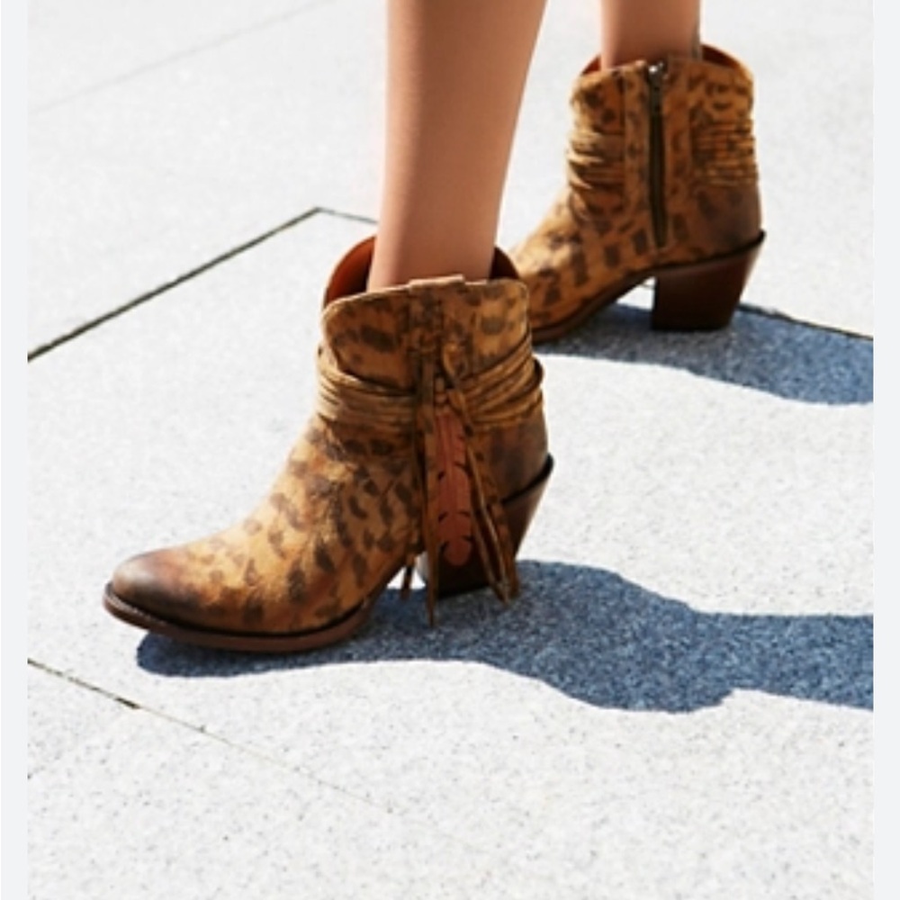 Lucchese Tan Leopard Ankle Boots